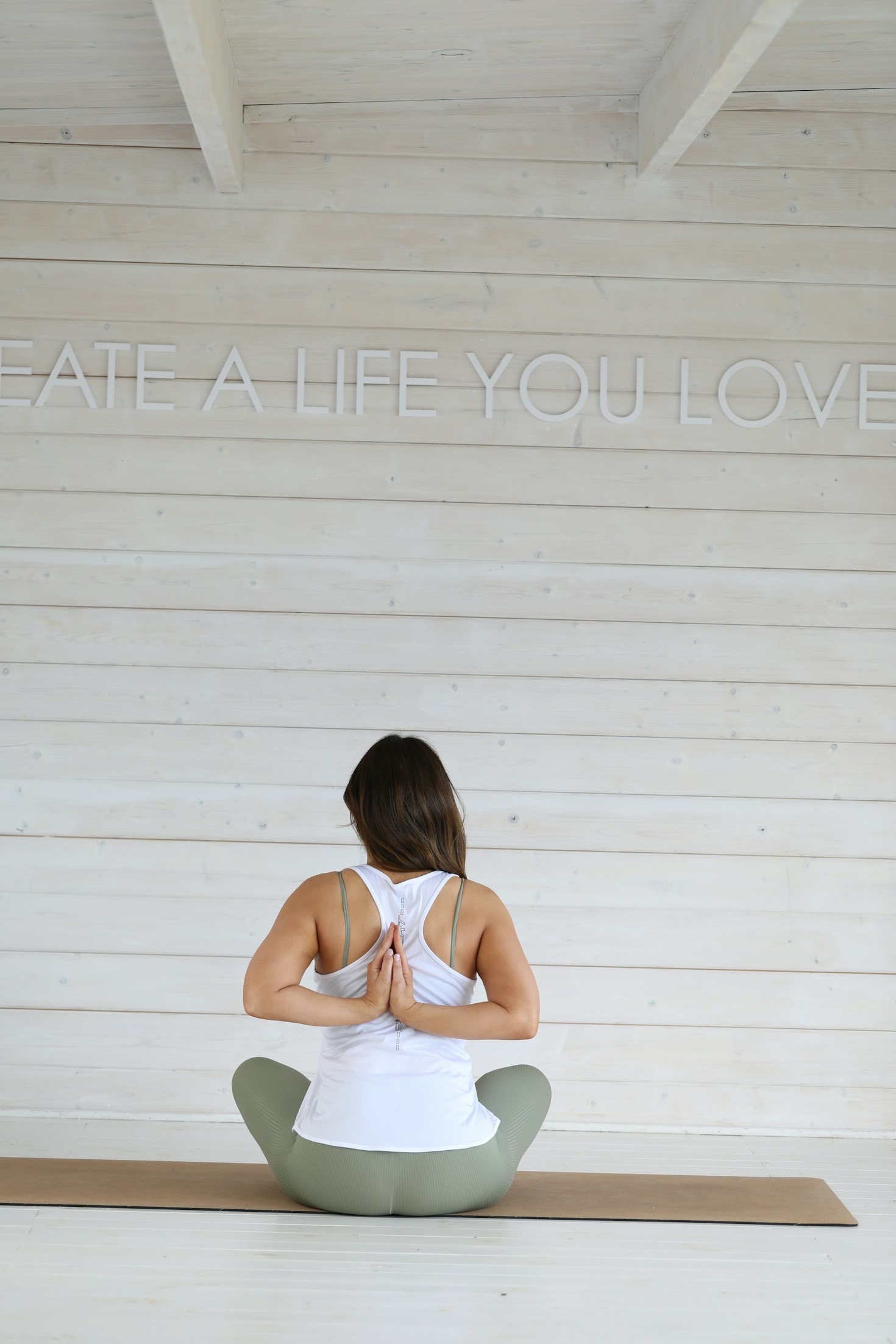 Meditationstechniken für einen ruhigeren Geist finden